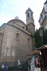 Right out my door San Lorenzo Cathedral and market place.........